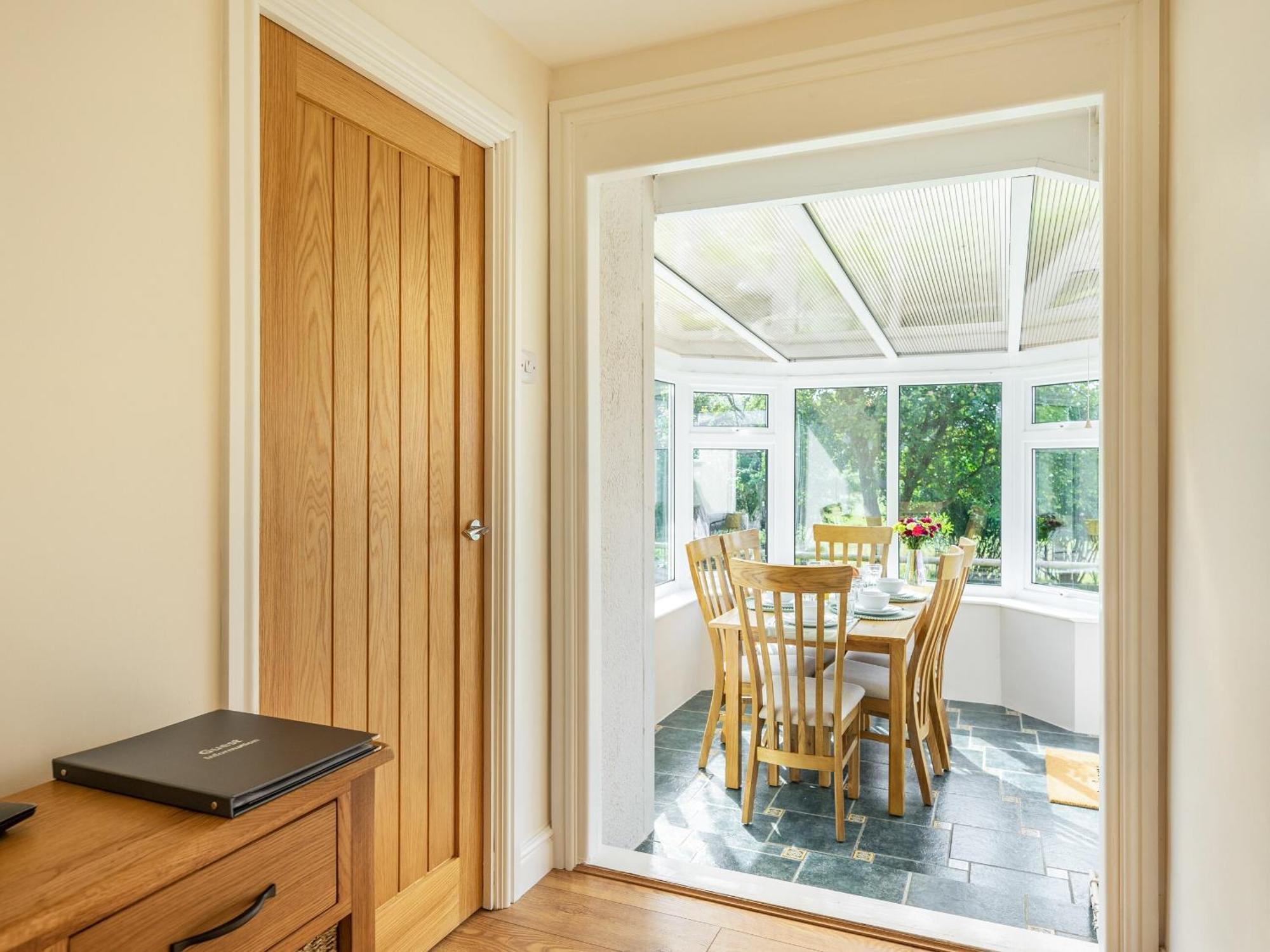 Meadowcroft Vila Bettws Disserth Exterior foto