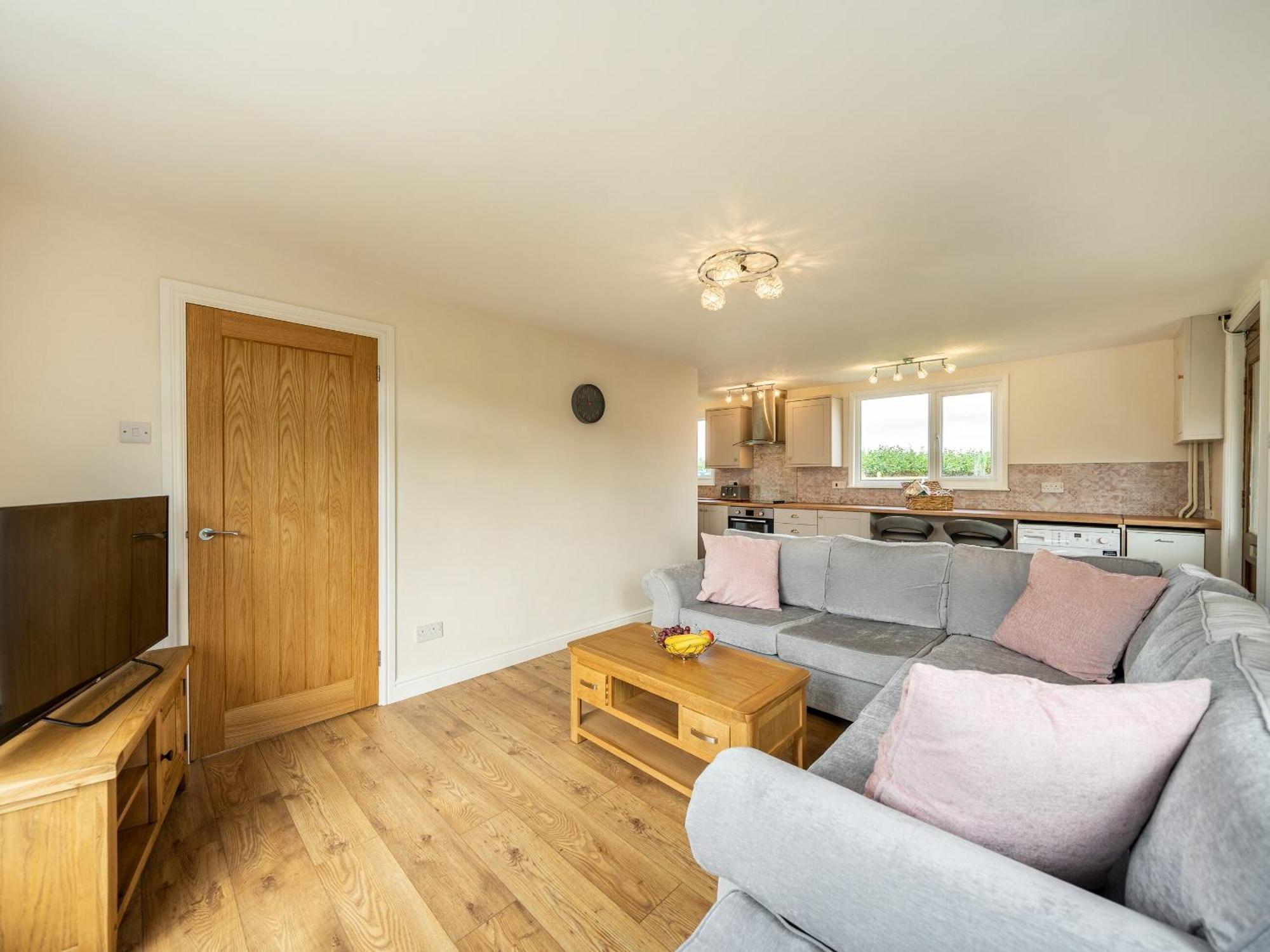 Meadowcroft Vila Bettws Disserth Exterior foto